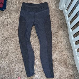 Nike leggings